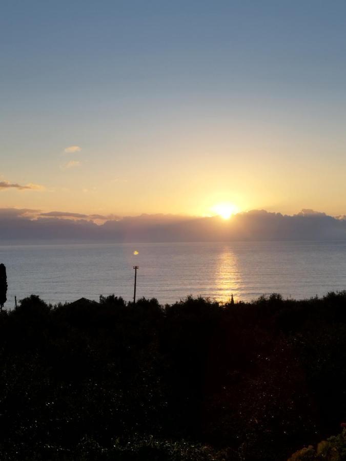 Villa Panorama Michalis Haikos Two Minutes Walk To The Beach Peroulia Kómboi المظهر الخارجي الصورة